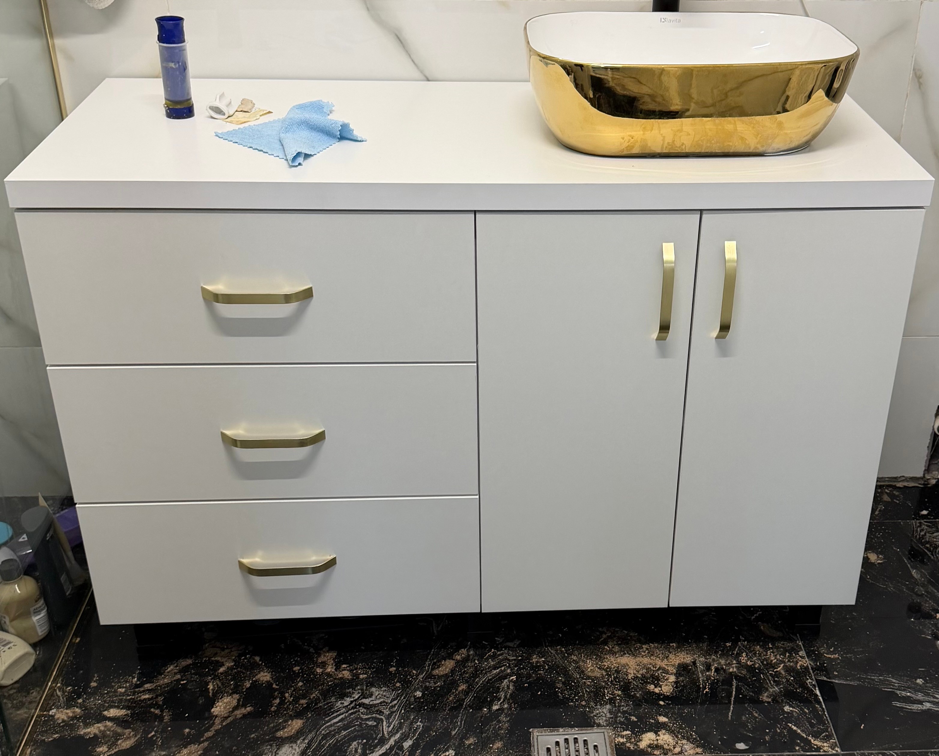 Lucrare nouă de mobilier la comandă, galerie foto