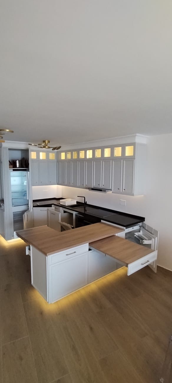 Lucrare de mobilier la comandă, galerie foto